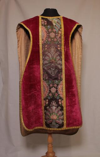 Chasuble E01 - Face© Musées de la Ville de Bruxelles, 2024