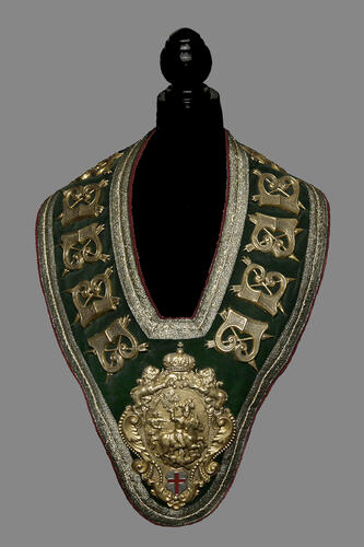 Halsband van Koning 10 m© Michel Planchon-Grand Serment Royal et de Saint-Georges des Arbalétriers de Bruxelles