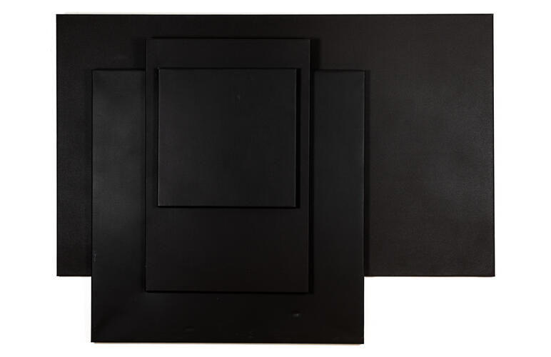 Jean-Jacques Bauweraerts, 4 noires, 1990, 122 x 163 cm, ULB-C-AMC-0212© Collection d'art moderne et contemporain de l'ULB, photo A. Mattijs