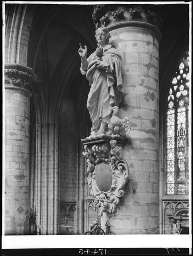 Saint Jean l'Evangéliste© KIK-IRPA, Brussels, 1918