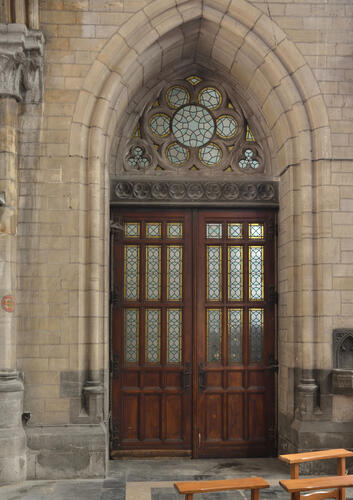 Porte d'accès à la tour &copy; W. Kenis - Urban.brussels, 2025