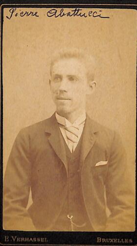 &copy; MoMuse 2026, 2009-06-04