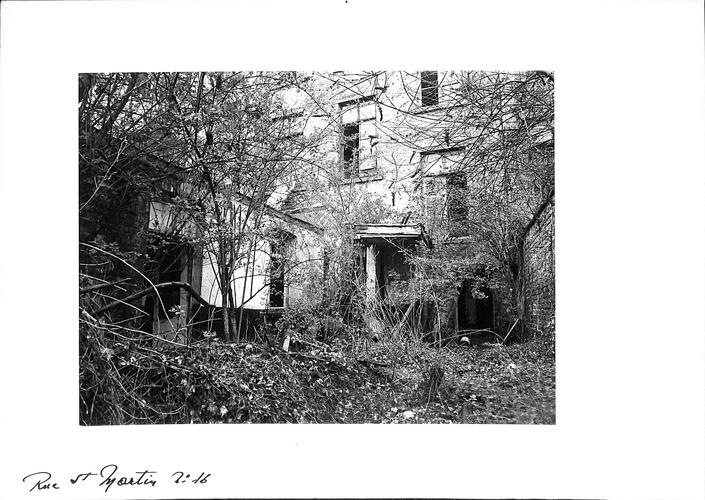 F 2025.215&copy; MoMuse 2026