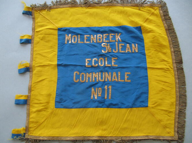 &copy; MoMuse 2011