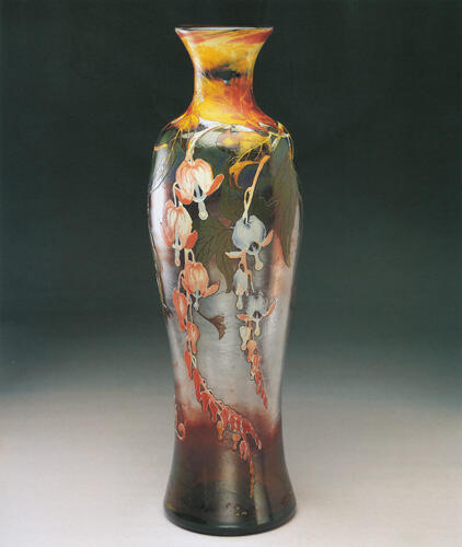 Vase© B. Piazza. Région Bruxelles-Capitale, dation d'Anne-Marie et Roland Gillion Crowet, 2006. En dépôt aux MRBAB