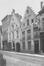 L’entrée de l’impasse du Roulier, rue de Flandre n° 178, 1912 © Photographie prise par le Comité du Vieux Bruxelles. Archives de la Ville de Bruxelles, Collection iconographique C-3188