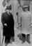 Photo Bourgmestre Louis Mettewie et un homme à identifier en rue, probablement à Molenbeek-Saint-Jean, photogr. anon., s.d. [années 1930].<br>