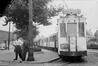 Photo Tram à destination de Ninove, à la Porte de Ninove (Bruxelles), photogr. anon., s.d. [vers 1960].<br>