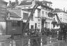 Photo Grues de déchargement du commerce de charbons G. Devis & fils, Quai de Mariemont, 2-14, Chaussée de Ninove, 6 (Molenbeek-Saint-Jean), photogr. anon., s.d. [1910].<br>