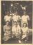 Photo Joueurs et joueuses de tennis à Molenbeek-Saint-Jean, photogr. anon., 1946.<br>