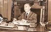 Verkiezingsreclamefoto van Edmond Machtens, burgemeester van Sint-Jans-Molenbeek, s.d.<br>