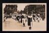 Photo Cortège costumé de la société philanthropique Le Soutien de Molenbeek, Place de Brouckère (Bruxelles), 1933.<br>