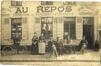 Carte photo Au Repos, entreprise de monuments funéraires, Cam. Mertens, Chaussée de Gand, 384 (Molenbeek-Saint-Jean), photogr. anon., s.d.<br>