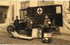 Carte-vue Sapeurs-pompiers de Molenbeek-Saint-Jean, ambulance, service sanitaire, secours aux asphyxiés, éd. Ern. Thill - Nels (Bruxelles), s.d.<br>