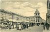 Carte-vue Place Communale avec marché et Maison communale (Molenbeek-Saint-Jean), cliché F. Walschaerts (Bruxelles), s.d. [vers 1914].<br>