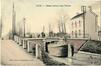 Carte-vue Canal de Charleroi, passage d'un chaland par l'écluse de Loth, éd. Pierre Oosterbaan (Loth) - M. Marcovici (Bruxelles), 1907.<br>
