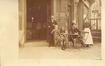 Carte photo Café du Boulevard, Boulevard Léopold II, 246 (Koekelberg), photogr. anon., s.d. [vers 1905-1910].<br>