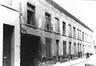 Photo Immeubles Rue Fin 21 à 31 (Molenbeek-Saint-Jean) avant démolition, photogr. anon., 1976.<br>